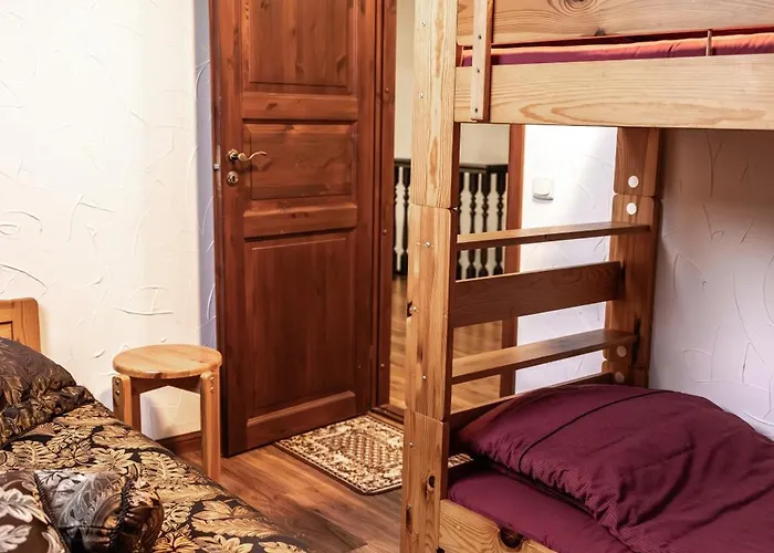 Konukevi Krapi Treimani